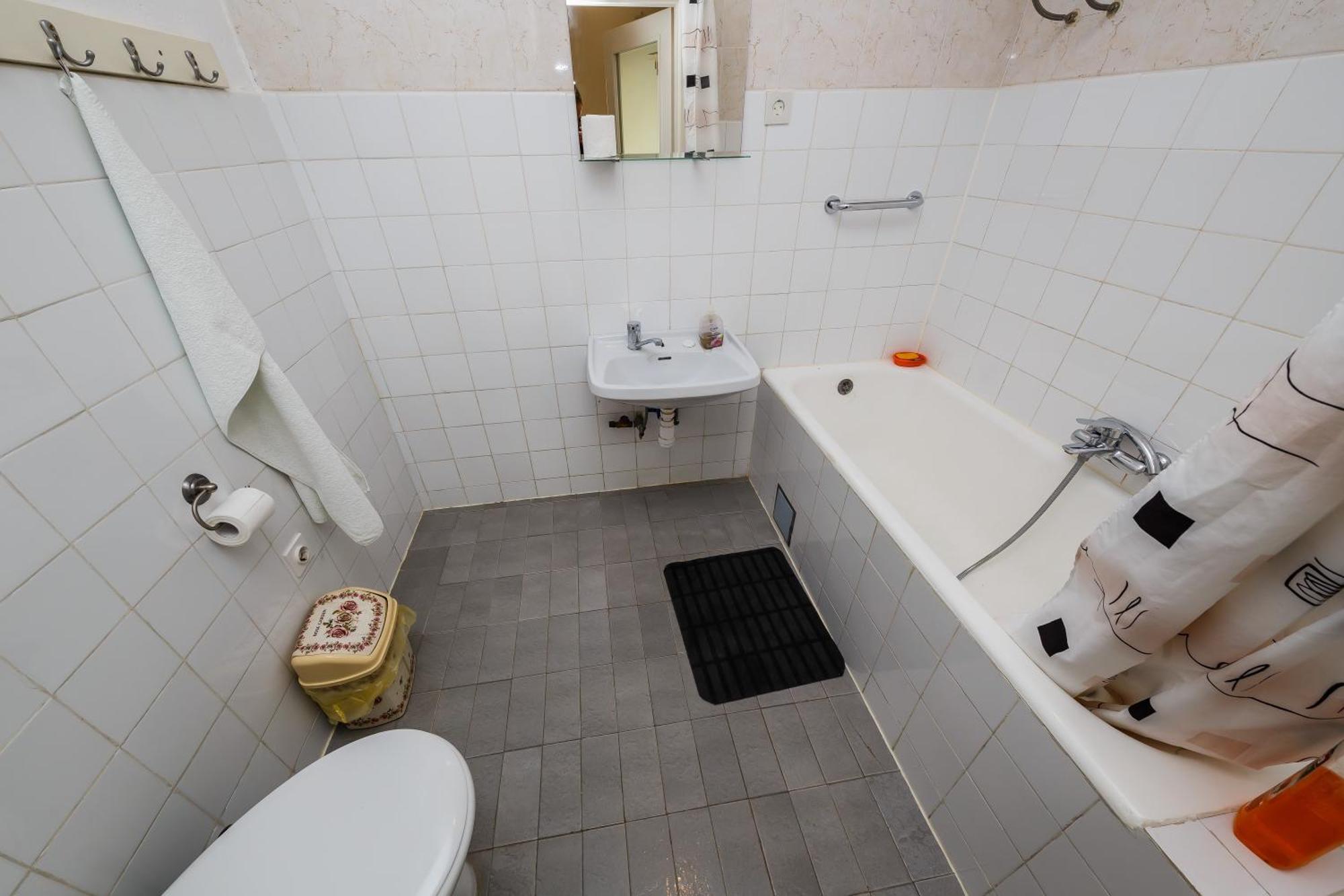 Apartments By The Sea Kastel Stari, Kastela - 14577 Bilik gambar