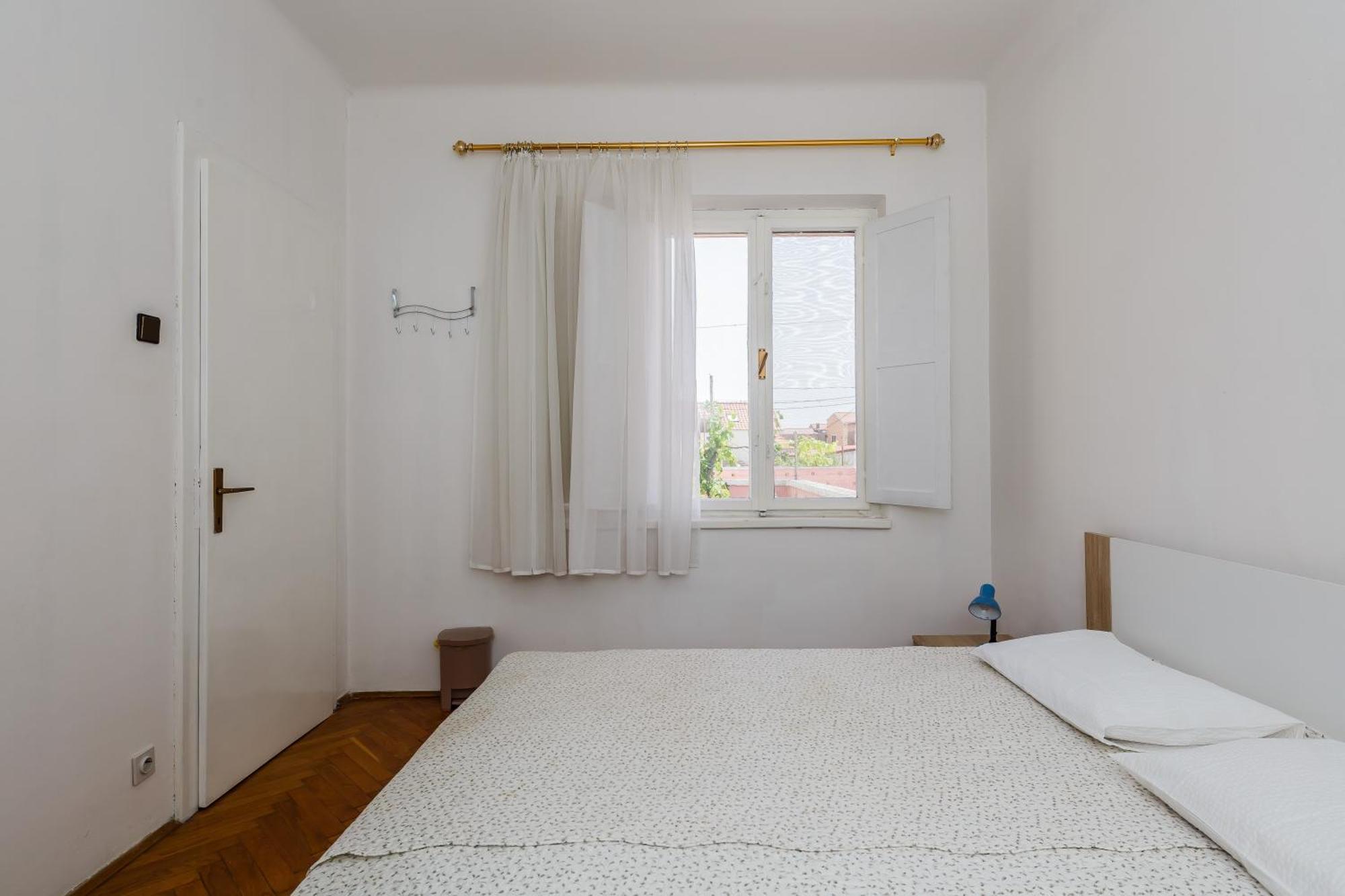 Apartments By The Sea Kastel Stari, Kastela - 14577 Bilik gambar